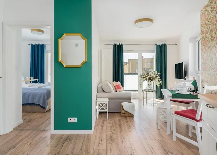 Rejtana With Free Garage By Renters *