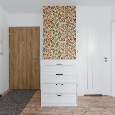 Rejtana With Free Garage By Renters Апартаменты Познань